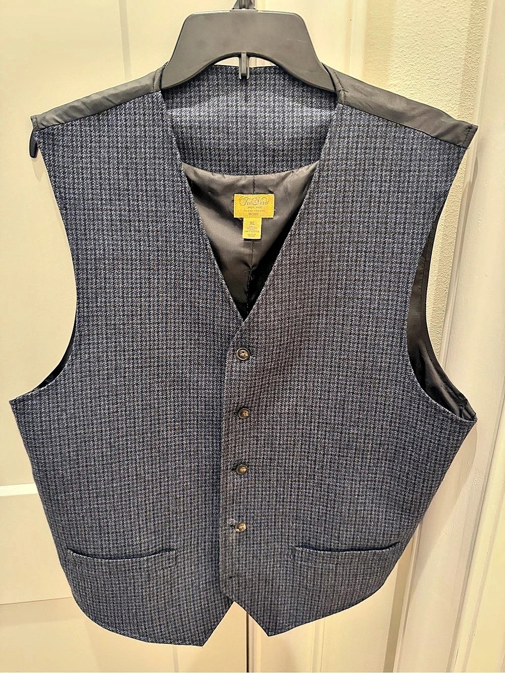Three Rivers Men's Gray & Black Vest Size XL Like New